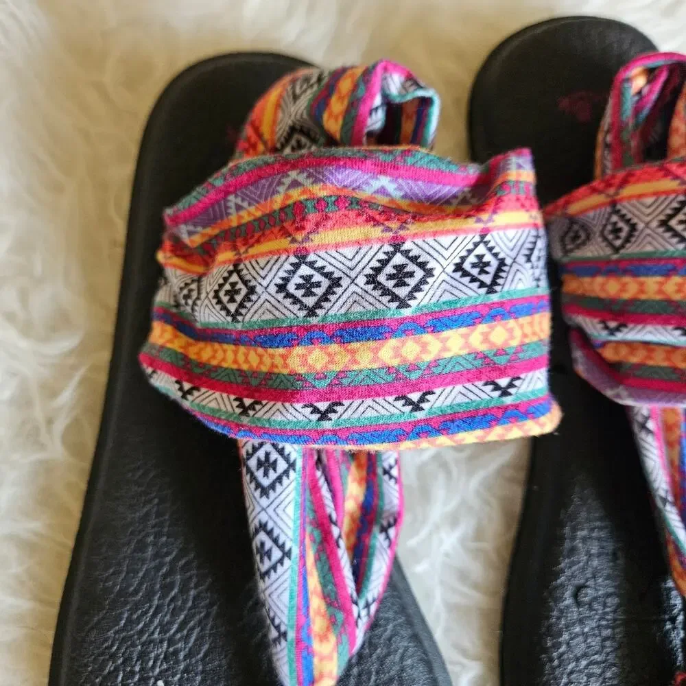 Sanuk sandals size